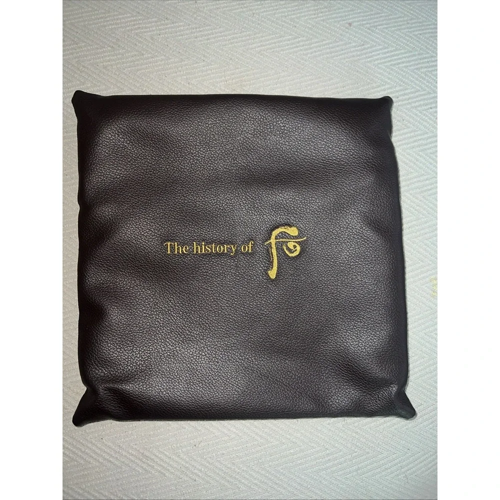The History of Whoo Hwanyu Brown Faux Leather Carrying Case Embossed Logo Zip